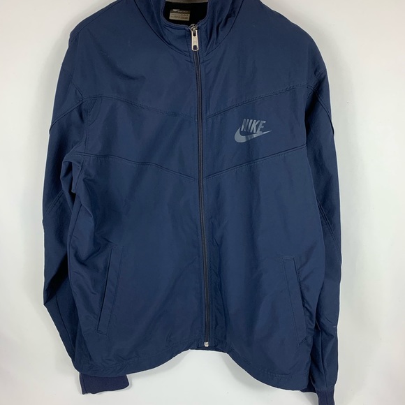 Nike Sportswear Polyester Jacket - Picture 2 of 3